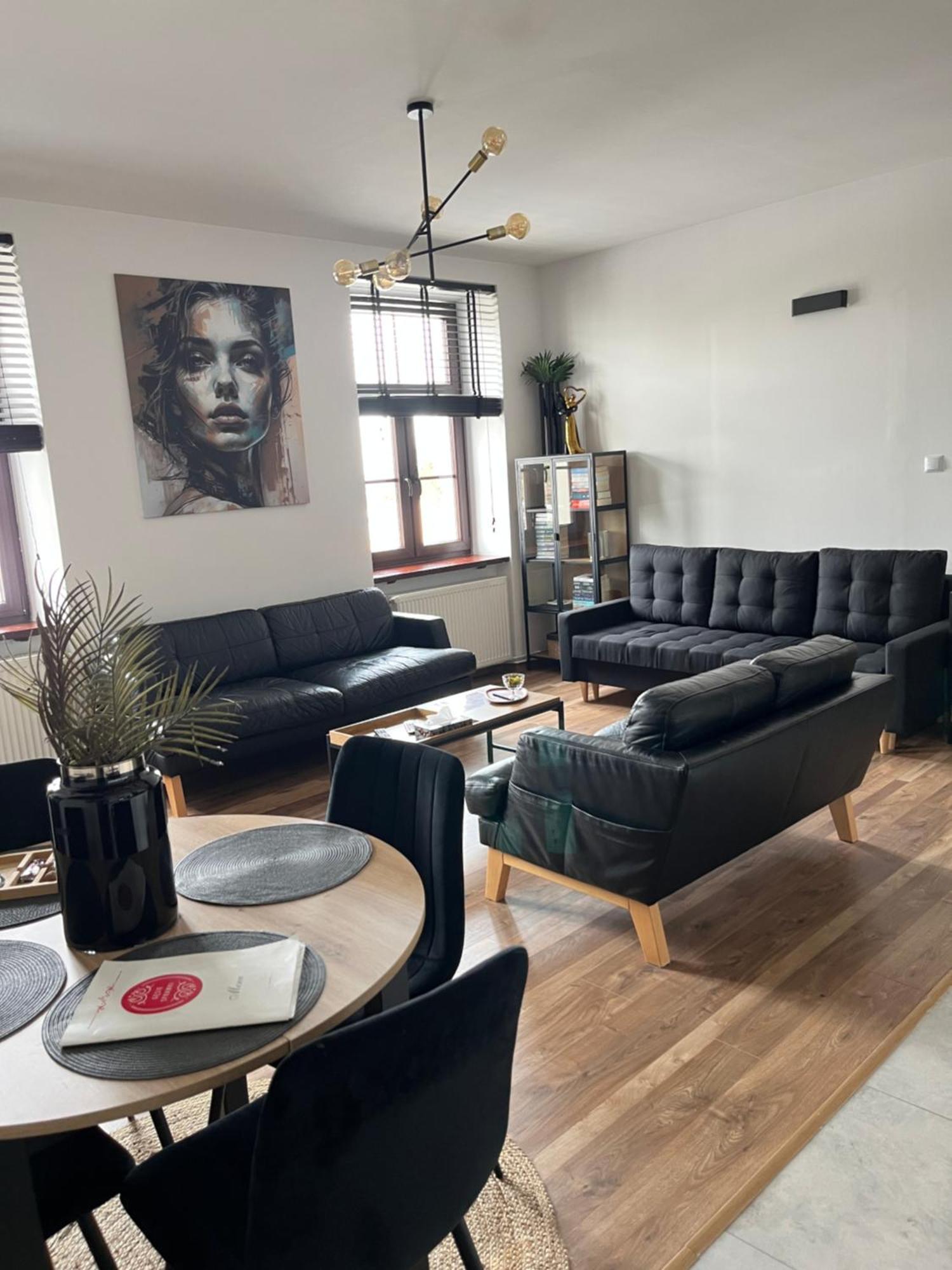 Apartamenty Luczkowskiego Z Widokiem Na Studnie 2 Холм Екстер'єр фото